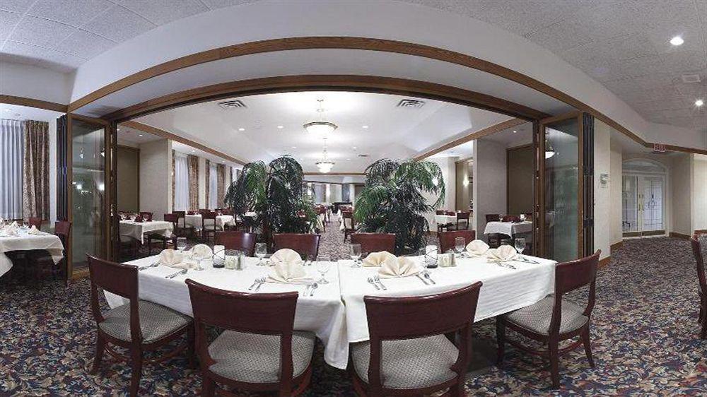 Holiday Inn - Manitowoc Eksteriør billede